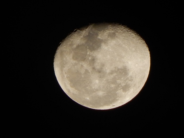 月亮 四分之一 新月季 - 上的免费照片