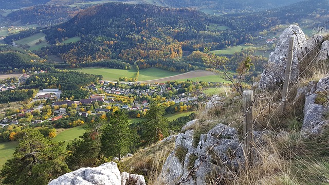 Grünbach 是 Schneeberg 景观 障碍 - 上的免费照片