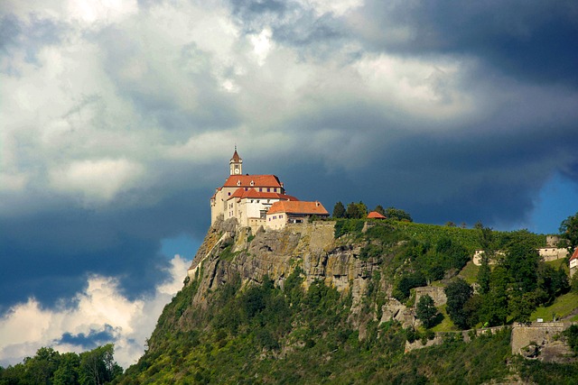 里格斯 施蒂里亚 城堡 - 上的免费照片