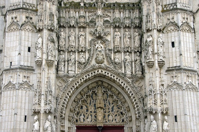 St里奎尔 修道院 门面 - 上的免费照片