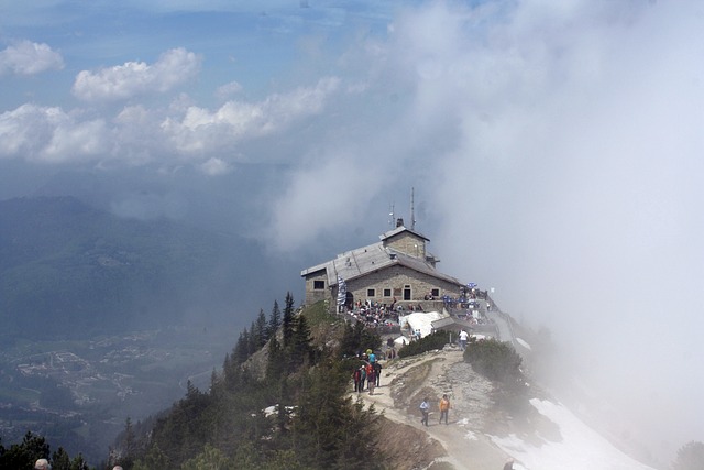 历史的 多雾路段 阿尔卑斯山 - 上的免费照片