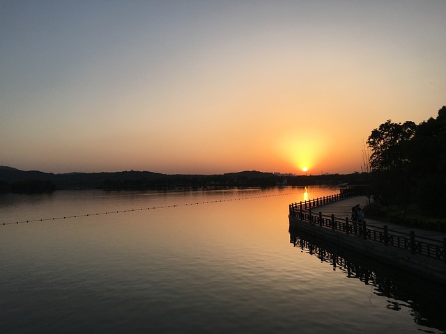 夕阳 湖畔 太湖 - 上的免费照片