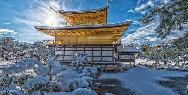 金阁寺 雪 背光 - 上的免费照片
