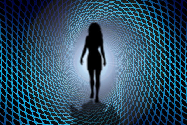 女士 螺旋 时间 - 上的免费图片