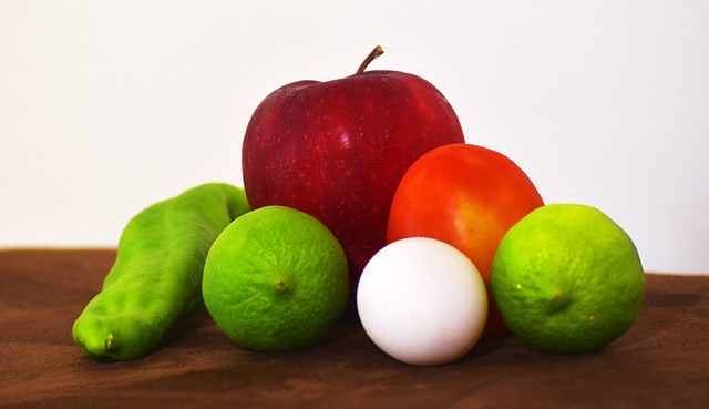 脱氧核糖核酸 苹果 红色的 - 上的免费照片