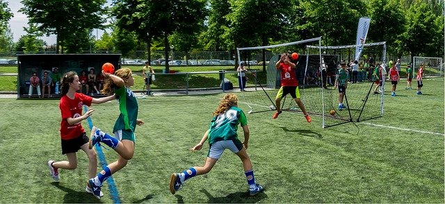 手球 体育的孩子 运动 - 上的免费照片