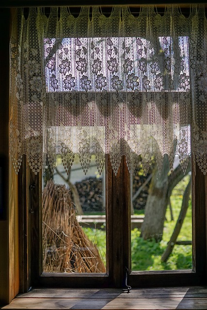 窗户 木 窗帘 - 上的免费照片
