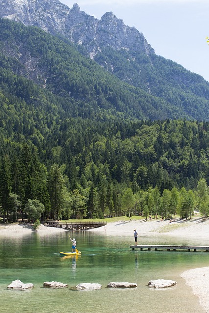 斯洛文尼亚 Jasna湖 水 - 上的免费照片