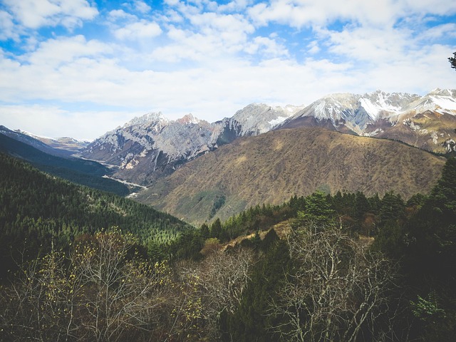 山 丘陵 山谷 - 上的免费照片