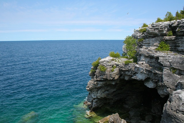 海岸 岩石 支撑 - 上的免费照片