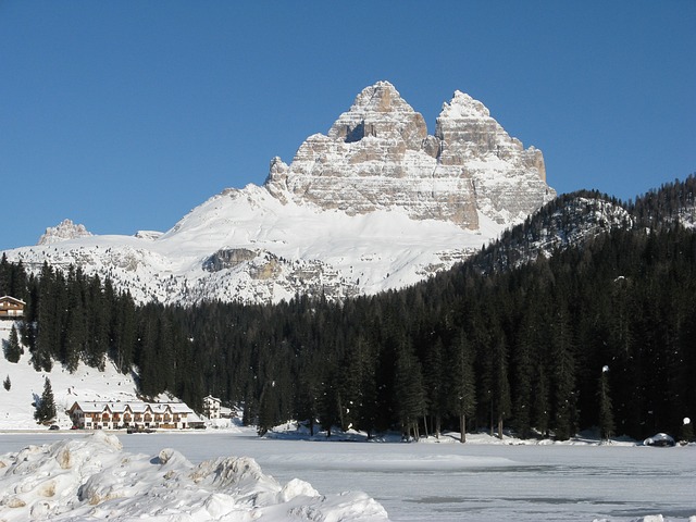 量杯 湖Antorno 三个峰Lavaredo - 上的免费照片