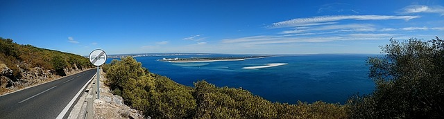 海滩 山 - 上的免费照片