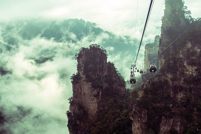 石峰林 纜車 雲霧 - 上的免费照片