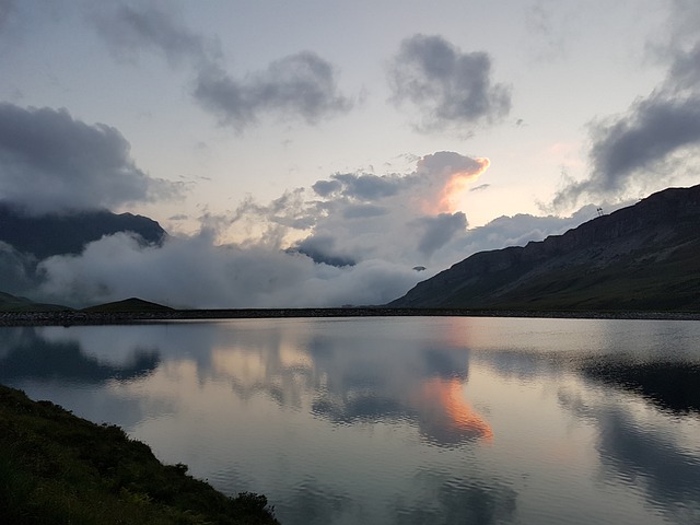 高山湖泊 梅尔奇塞弗鲁特 山 - 上的免费照片