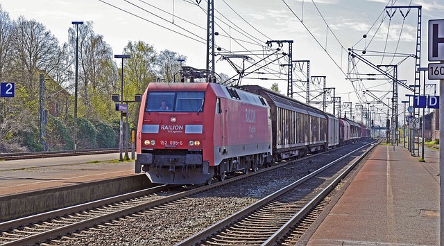 货运列车 德国铁路 D B - 上的免费照片