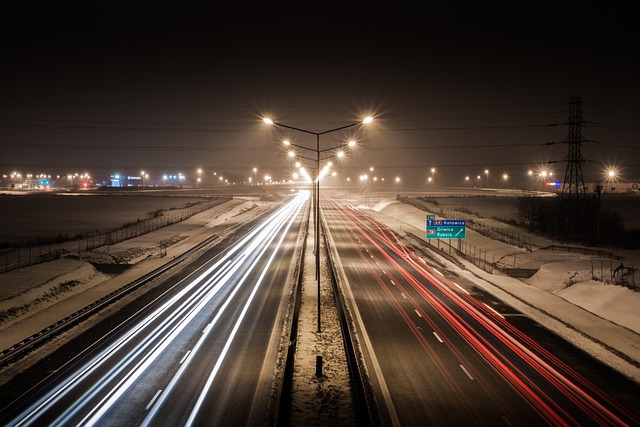 夜 高速公路 方式 - 上的免费照片
