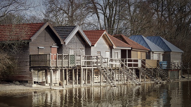 木头 房子 水域 - 上的免费照片