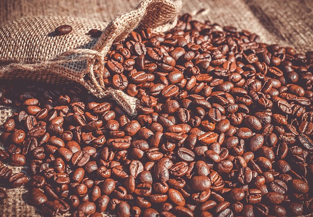 咖啡 咖啡豆 豆子 - 上的免费照片
