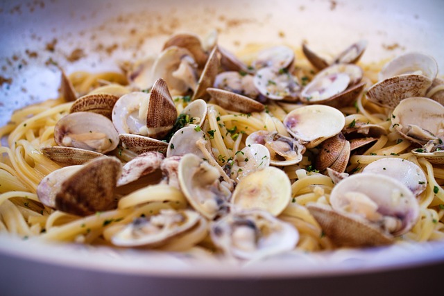 意大利面 蛤蜊 街头食品 - 上的免费照片