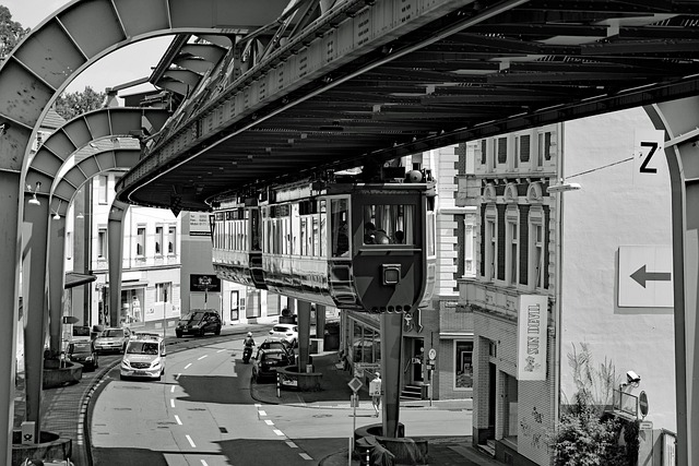 伍珀塔尔 Schwebebahn 高架桥 - 上的免费照片