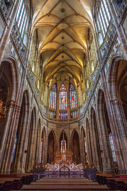 St Vitus Cathedral 布拉格 - 上的免费照片