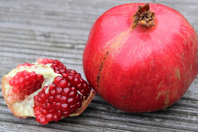 石榴 异国风味的水果 水果 - 上的免费照片