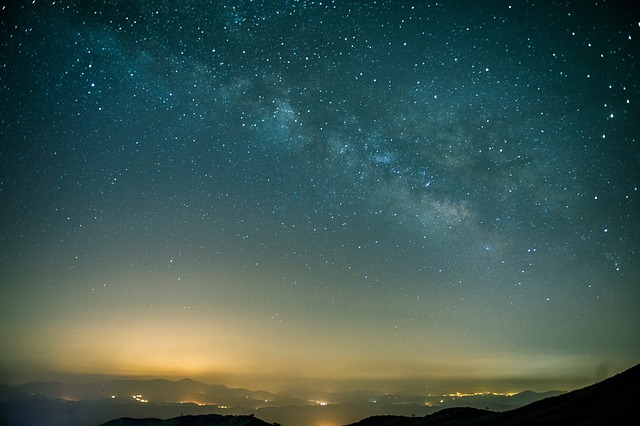 银河系 夜空 - 上的免费照片