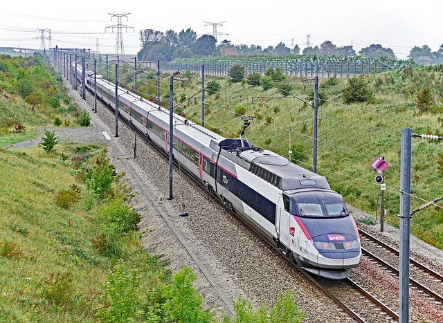 Tgv 法国 加莱 - 上的免费照片