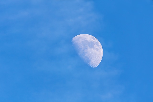 新月 月亮 云场 - 上的免费照片