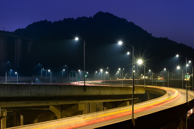 贵州泉立交 夜晚 高速公路 - 上的免费照片