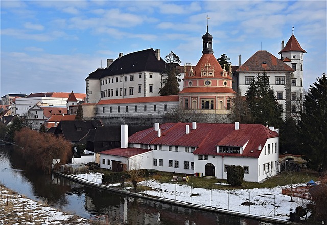 Jind?ich?v Hradec 城堡 圆形的 - 上的免费照片