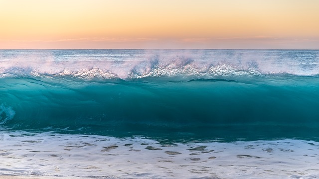 海滩 海 波浪 - 上的免费图片