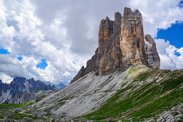 三峰 Tre Cime 白云岩 - 上的免费照片