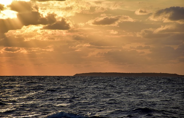 爱奥尼亚海 日落 海 - 上的免费照片