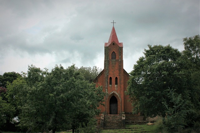 教会 红色的 原砖 亚历山大 - 上的免费照片