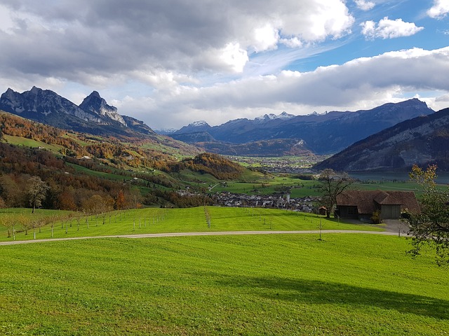 内在瑞士 山景观 Mythen区域 - 上的免费照片