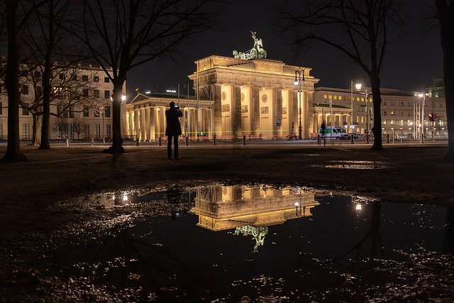 柏林 勃兰登堡门 夜拍 - 上的免费照片
