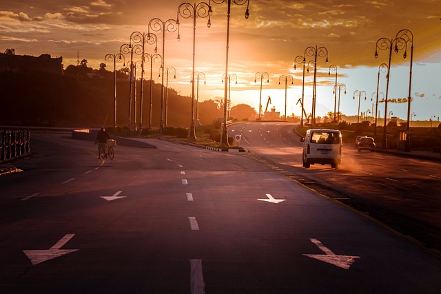 日落 道路 交通 - 上的免费照片