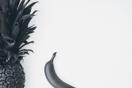 菠萝和香蕉 · 免费素材图片