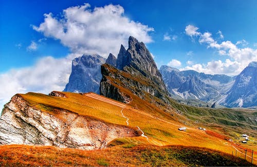 黑与棕山 · 免费素材图片