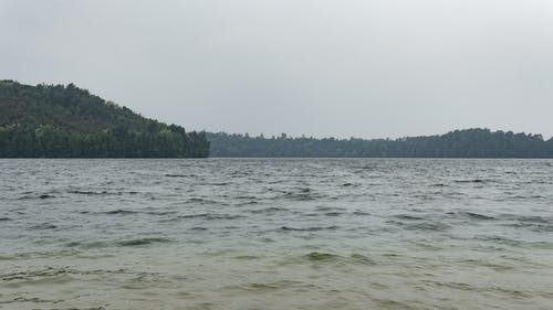 有关岛屿, 水, 水波的免费素材图片