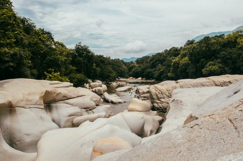 河道景观 · 免费素材图片