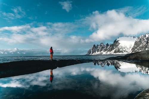 水上人 · 免费素材图片