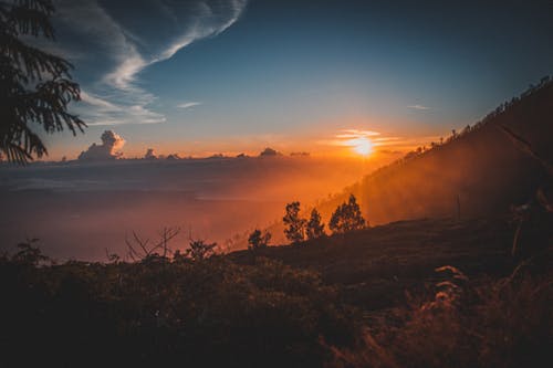 山的风景照片 · 免费素材图片