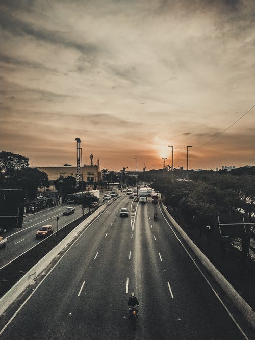 道路鸟瞰图 · 免费素材图片