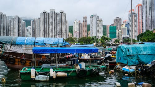 白天城市照片 · 免费素材图片