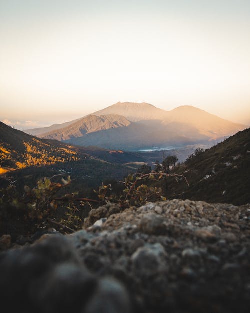 黑与棕山 · 免费素材图片