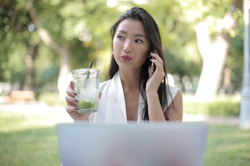 有关可携式, 女人, 女性的免费素材图片