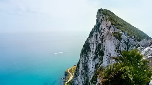 有关沿海悬崖, 海, 海洋的免费素材图片