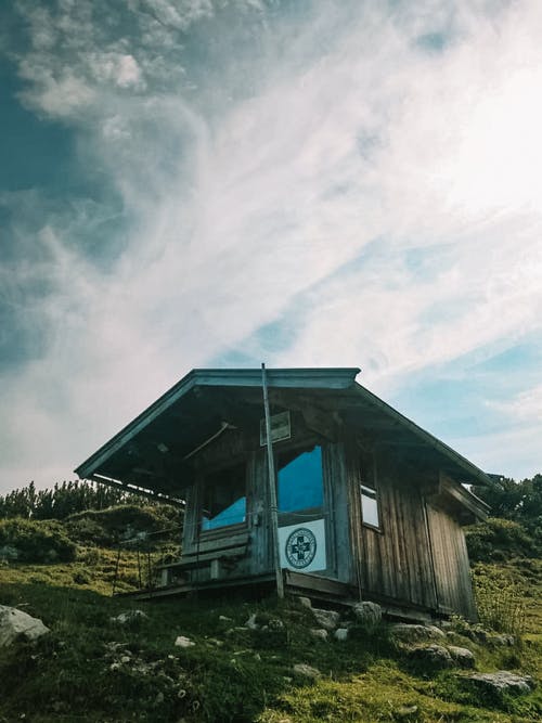 有关垂直拍摄, 天空, 小屋的免费素材图片